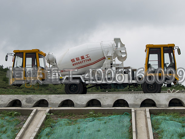 雙向行駛水泥攪拌車(chē)助力國(guó)家高鐵項(xiàng)目！